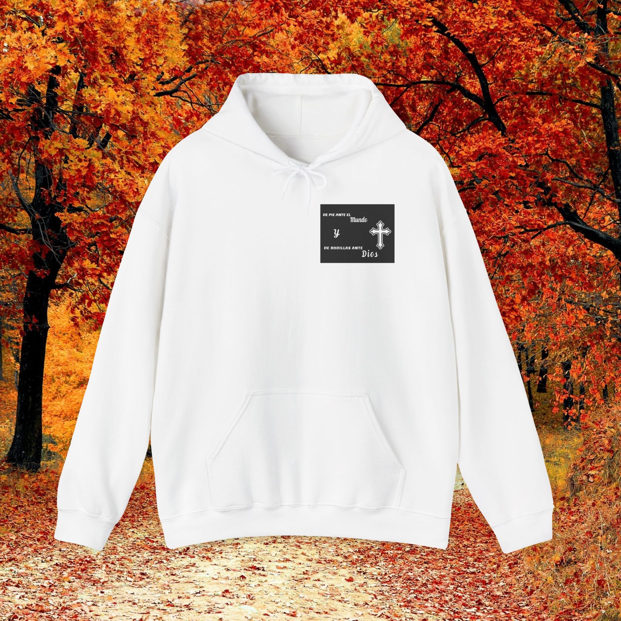 Religious Cross Hoodie — "De Pie Ante El Mundo y De Rodillas Ante Dios" Faith Sweatshirt